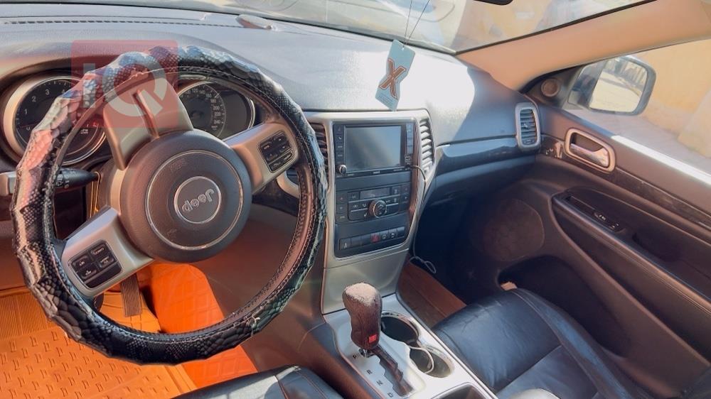 جيب جراند شيروكي